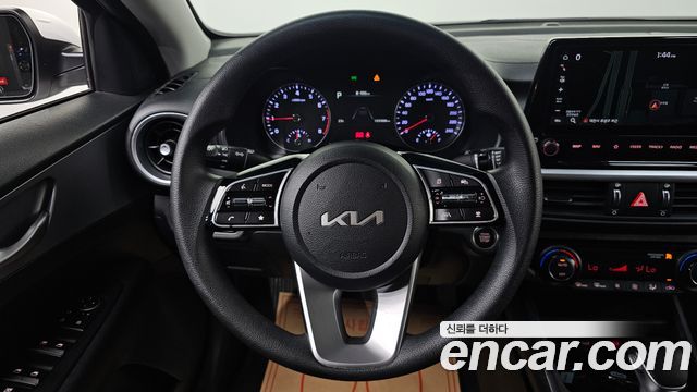 Kia K3 2023 — photo 20