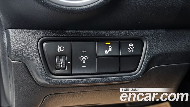 Kia K3 2023 — photo 26