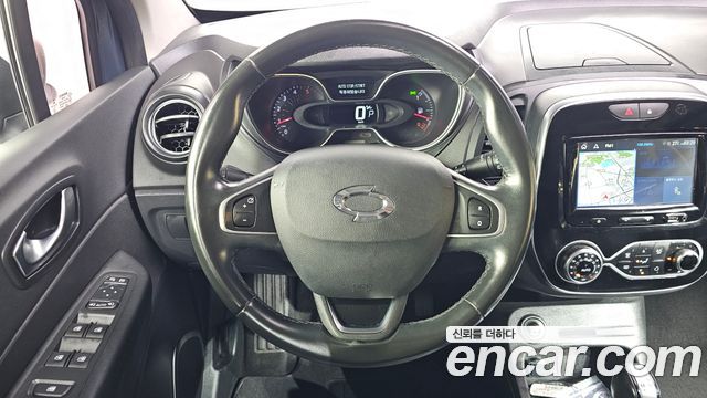 Renault Korea QM3 2018 — photo 18