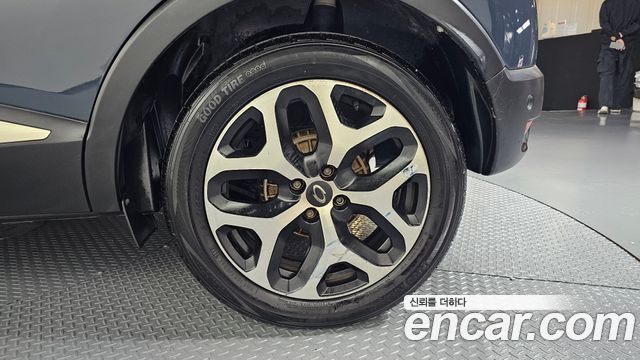 Renault Korea QM3 2018 — photo 7