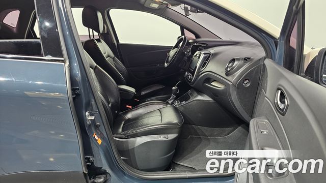 Renault Korea QM3 2018 — photo 16