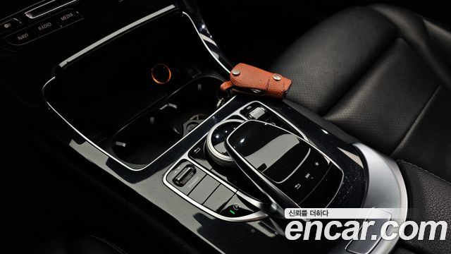 Mercedes-Benz C-Class 2017 — photo 17