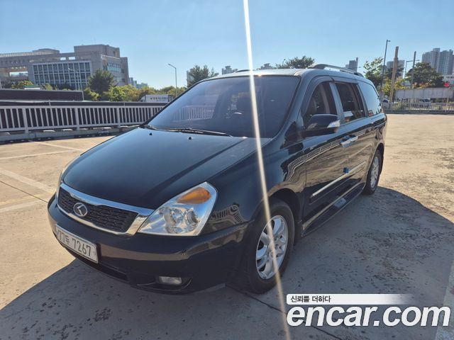 Kia Canival 2013 — photo 3
