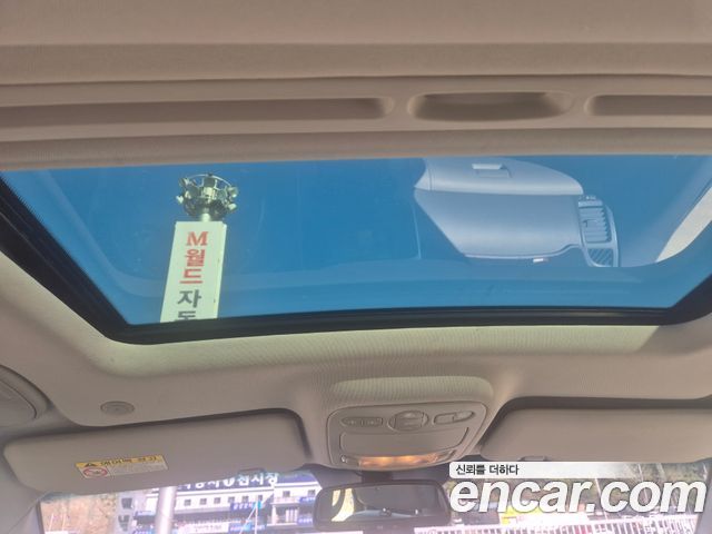 Kia Canival 2013 — photo 10