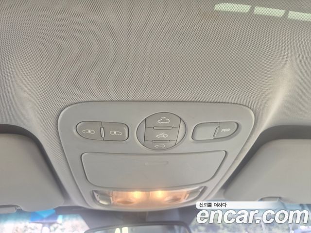 Kia Canival 2013 — photo 14