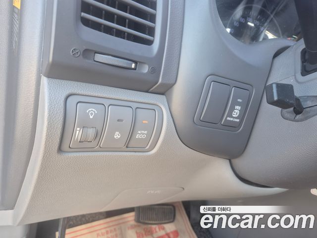 Kia Canival 2013 — photo 16