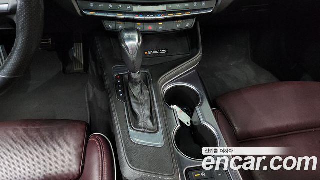 Cadillac CT4 2020 — photo 9