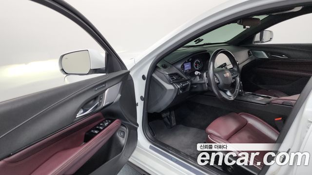 Cadillac CT4 2020 — photo 10