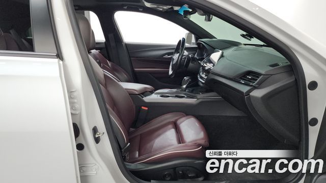 Cadillac CT4 2020 — photo 11