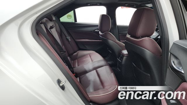 Cadillac CT4 2020 — photo 12