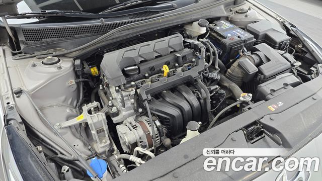 Hyundai AVANTE 2021 — photo 6