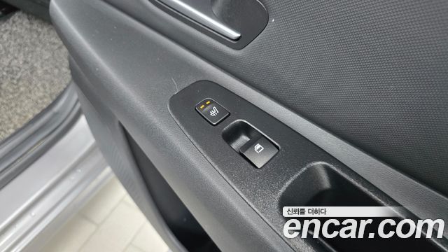 Hyundai AVANTE 2021 — photo 19