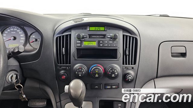 Hyundai Starex 2009 — photo 14
