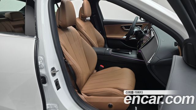 Mercedes-Benz E-Class 2026 — photo 18