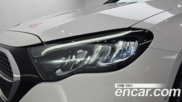Mercedes-Benz E-Class 2026 — photo 8