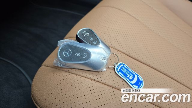 Mercedes-Benz E-Class 2026 — photo 31