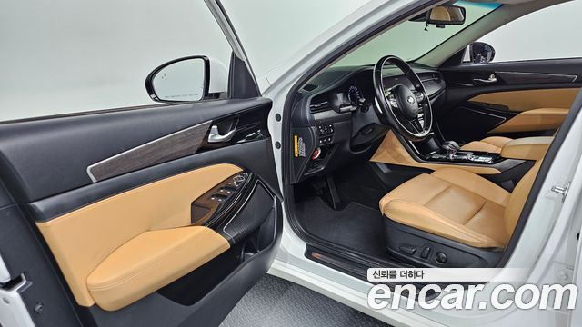 Kia K7 2020 — photo 10
