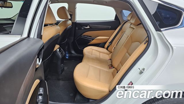 Kia K7 2020 — photo 11