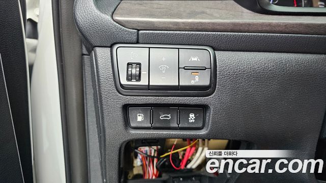 Kia K7 2020 — photo 20