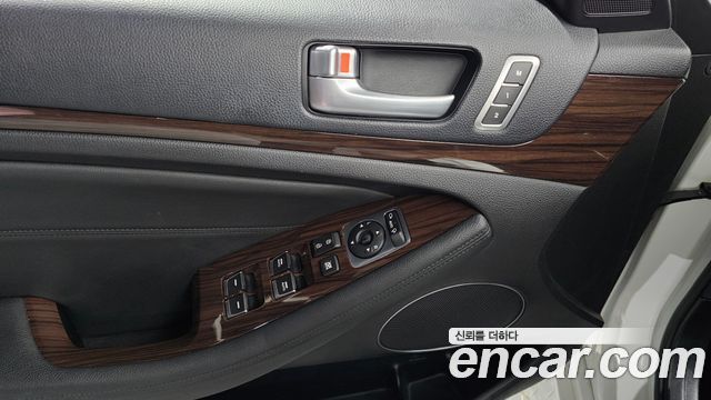 Kia K7 2015 — photo 27