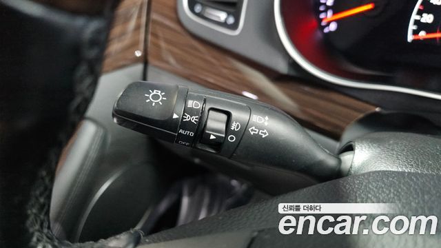 Kia K7 2015 — photo 28