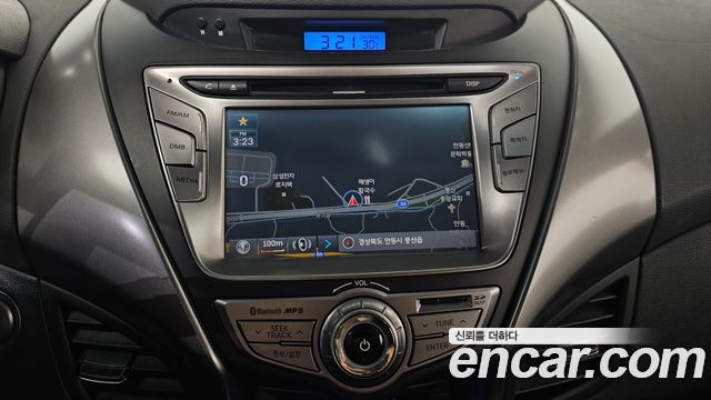 Hyundai AVANTE 2014 — photo 12