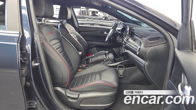 Kia K3 2019 — photo 17