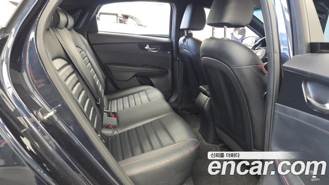Kia K3 2019 — photo 18
