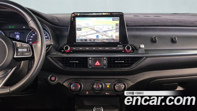 Kia K3 2019 — photo 20