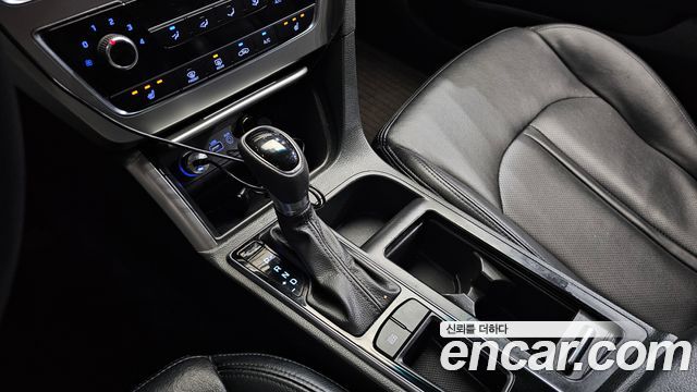 Hyundai Sonata 2015 — photo 9