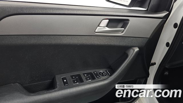 Hyundai Sonata 2015 — photo 16