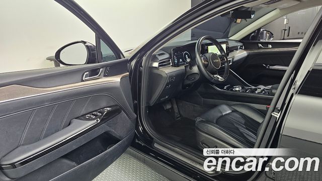 Kia K5 2023 — photo 13