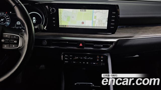Kia K5 2023 — photo 18