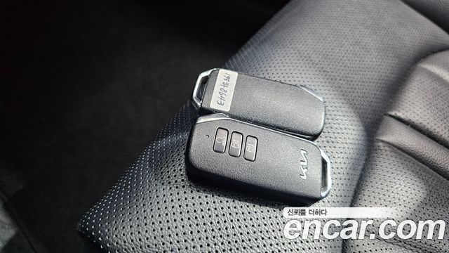Kia K5 2023 — photo 21