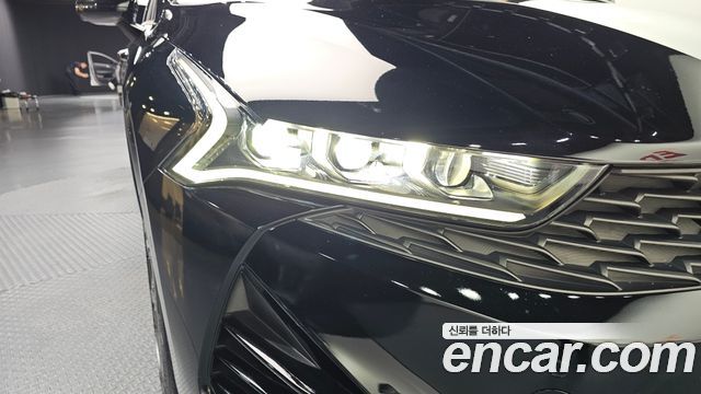 Kia K5 2023 — photo 8