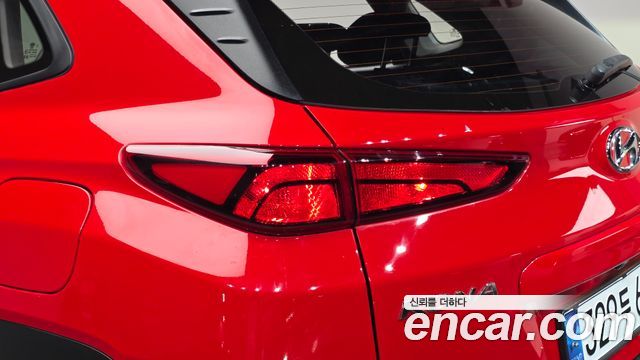 Hyundai Kona 2021 — photo 9