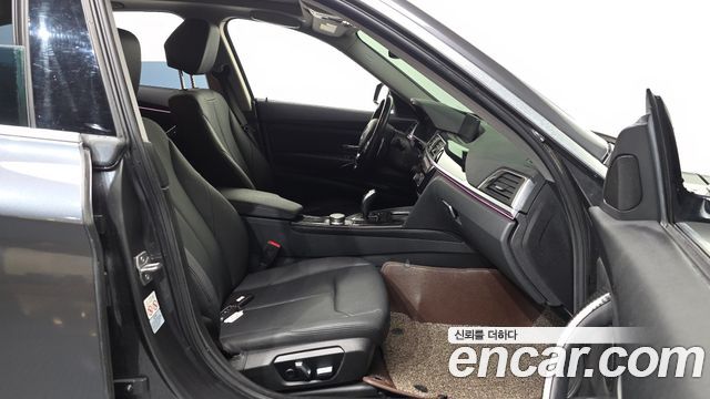 BMW Gran Turismo 2020 — photo 12