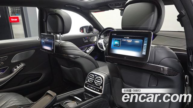 Mercedes-Benz S-Class 2019 — photo 25