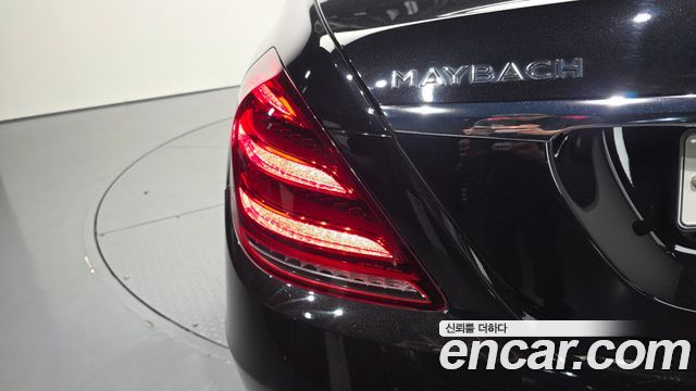 Mercedes-Benz S-Class 2019 — photo 9