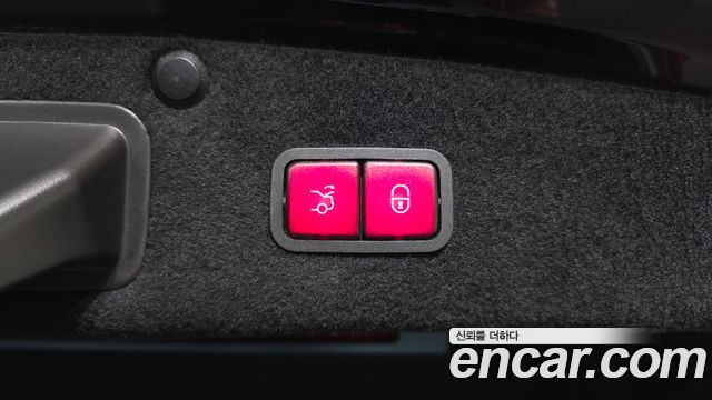 Mercedes-Benz S-Class 2019 — photo 32