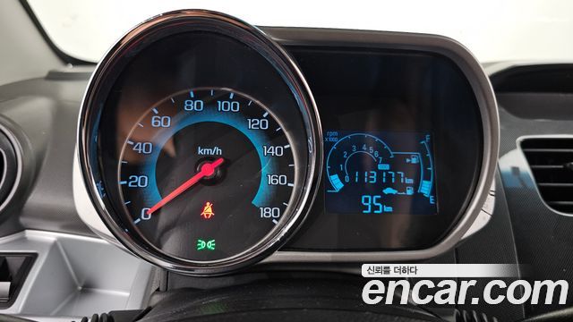 Chevrolet Korea Spark 2014 — photo 11