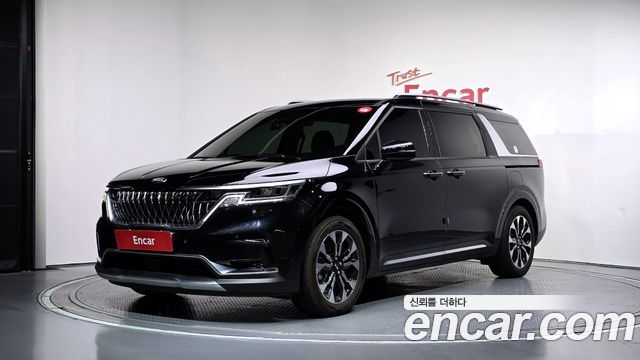 Kia Canival 2021 — photo 1