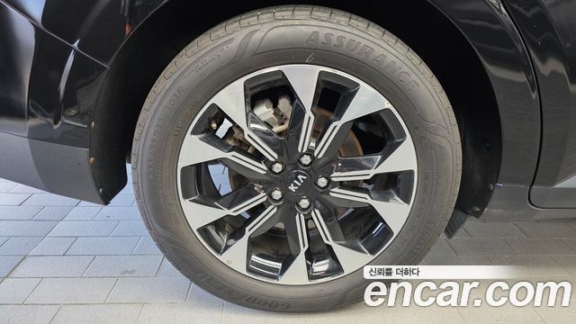 Kia Canival 2021 — photo 5