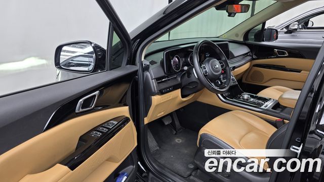 Kia Canival 2021 — photo 13