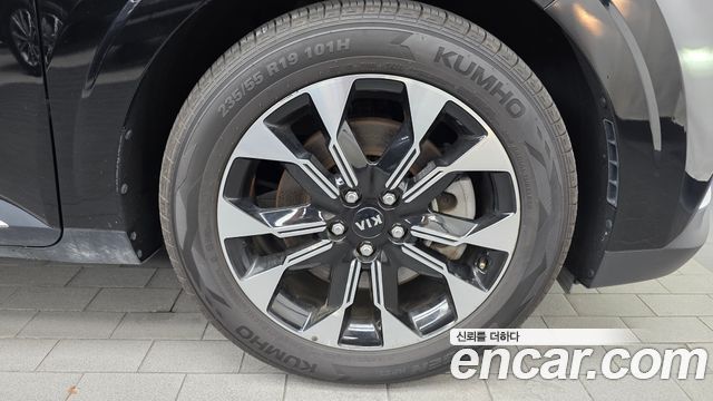 Kia Canival 2021 — photo 7