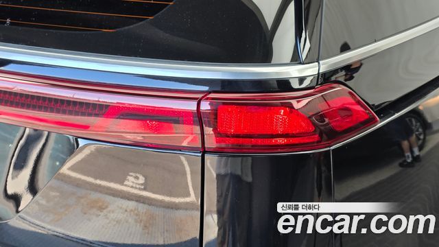 Kia Canival 2021 — photo 9