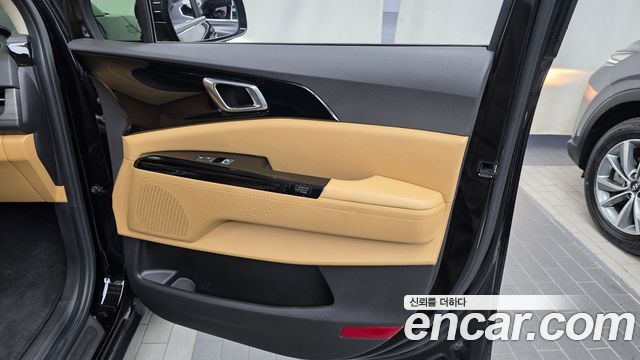 Kia Canival 2021 — photo 15
