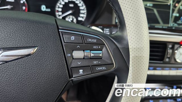 Genesis EQ900 2016 — photo 22