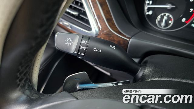 Genesis EQ900 2016 — photo 24