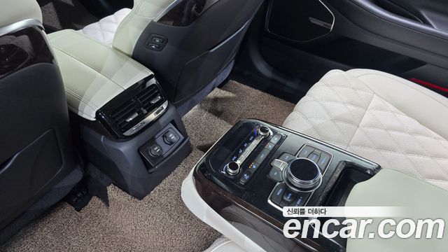 Genesis EQ900 2016 — photo 25